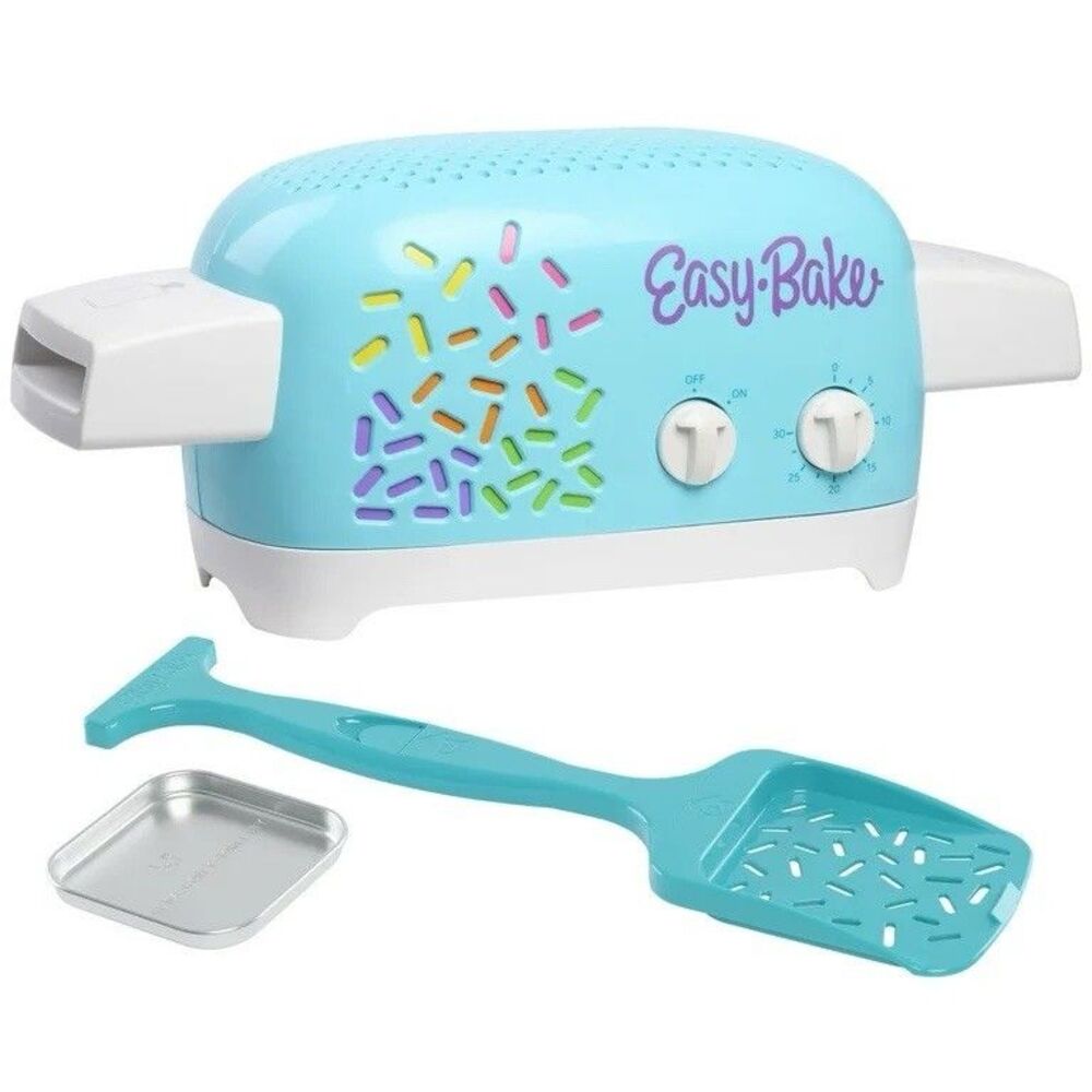 New! Easy Bake Ultimate Electric Oven Toy Includes Baking Accessories 3 Set